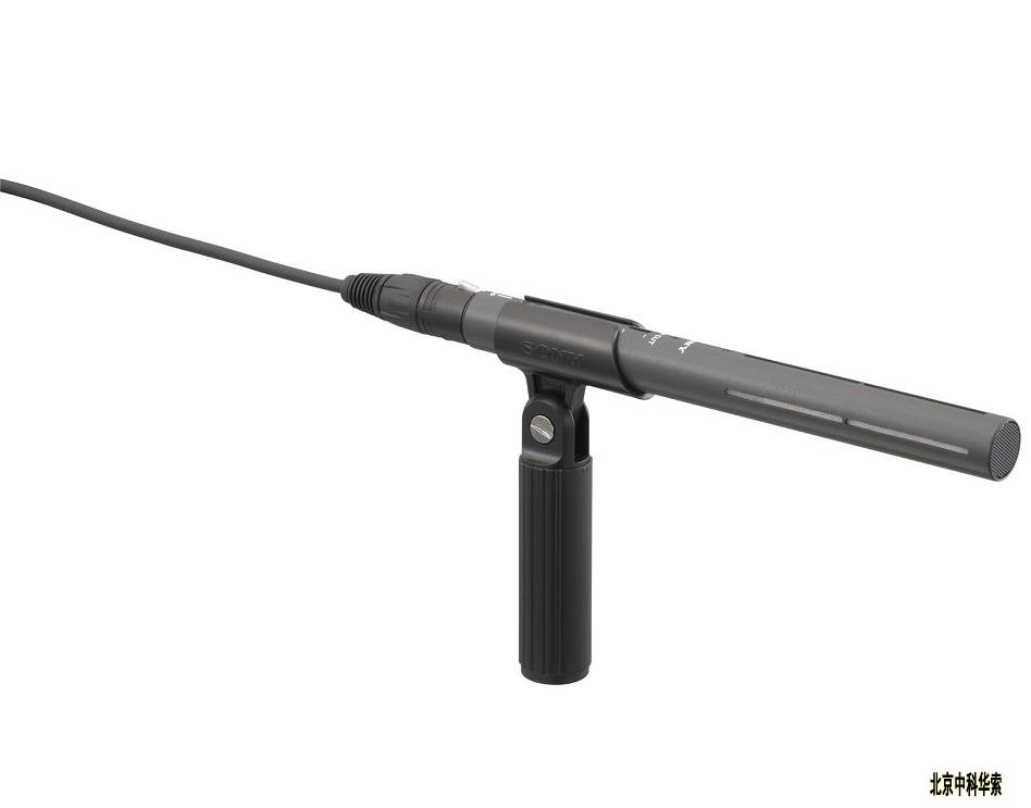 ECM-673 פ